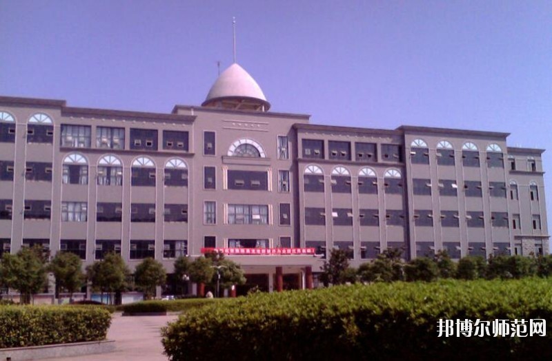 長(zhǎng)沙醫(yī)學(xué)師范學(xué)院長(zhǎng)沙校區(qū)招生辦聯(lián)系電話(huà)