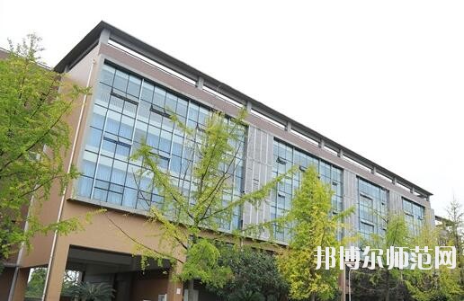 郫縣友愛職業(yè)技術(shù)幼兒師范學(xué)校2018年報名條件、招生對象