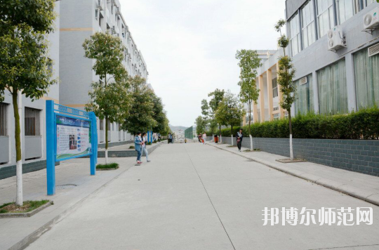 蒼溪縣幼兒師范職業(yè)高級中學(xué)怎么樣、好不好