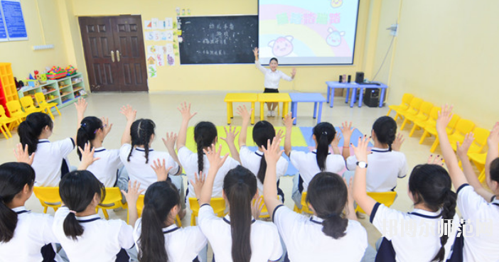成都五月花幼兒師范高級技工學(xué)校怎么樣、好不好