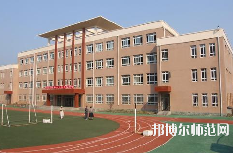 江西2020年幼師學校中專升大?？际裁? width=
