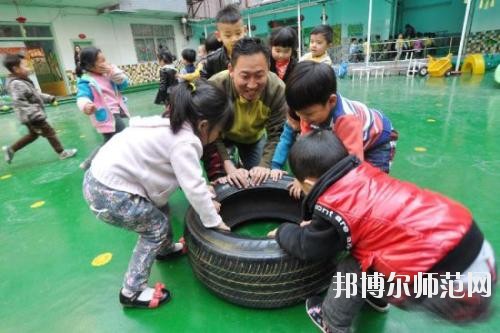 成都2020年初中生能讀什么幼師學校