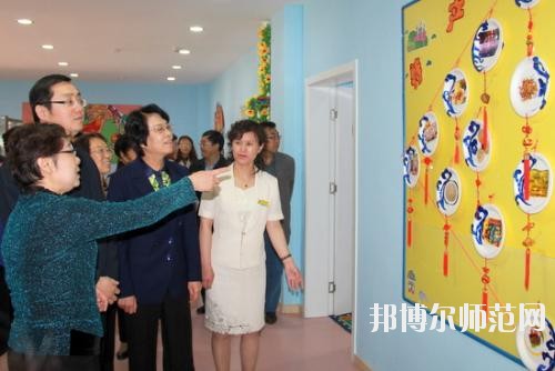 成都2020年女生讀幼師學(xué)校好嗎