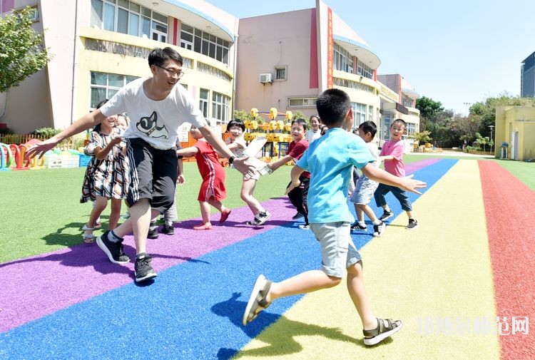 無(wú)錫2020年男生讀幼師學(xué)校怎么樣
