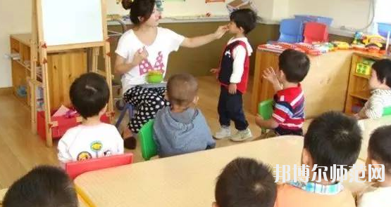白銀2020年幼師學(xué)校畢業(yè)是什么文憑