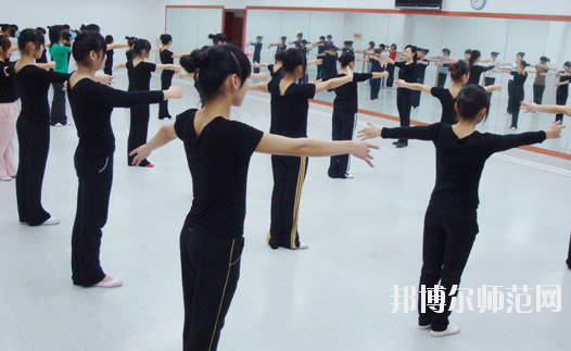 白銀2020年中專幼師學(xué)?？梢钥即髮? width=