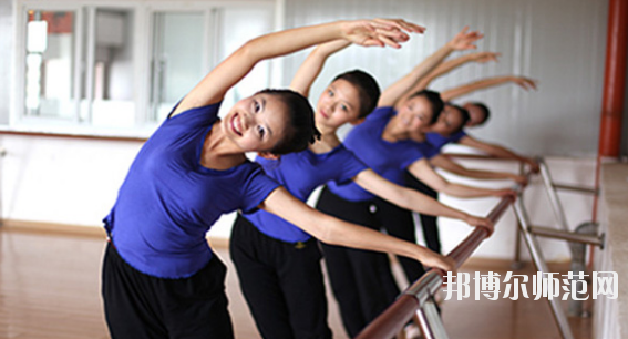 白銀2020年400分能上幼師學校嗎