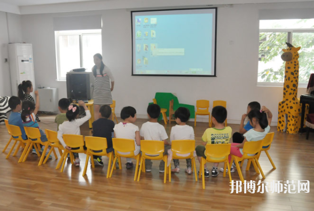 滄州2021年在幼師學(xué)校學(xué)什么專(zhuān)業(yè)好