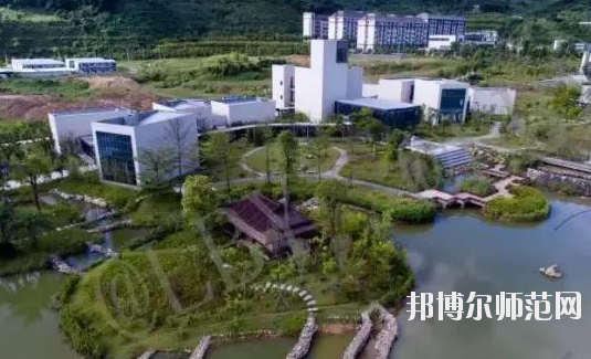 新疆財經(jīng)幼兒師范大學(xué)2021年招生代碼