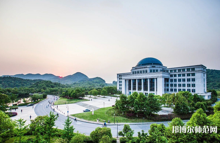 浙江工業(yè)師范大學(xué)屏峰校區(qū)2023年報(bào)名條件、招生要求、招生對象