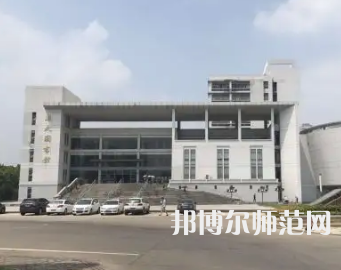 安徽大學(xué)師范學(xué)院龍河校區(qū)2023年報(bào)名條件、招生要求、招生對(duì)象