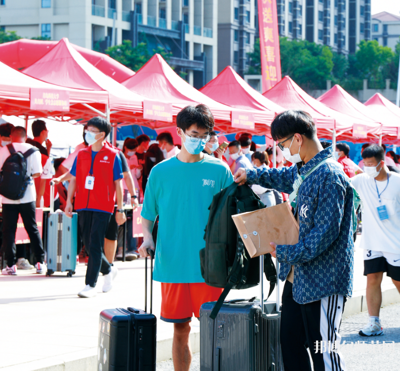 青島科技師范大學(xué)嶗山校區(qū)2023年報(bào)名條件、招生要求、招生對(duì)象 