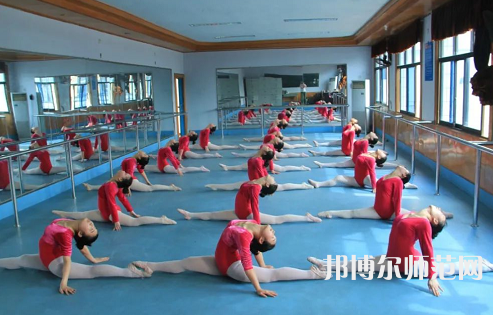 達(dá)州職業(yè)技術(shù)師范學(xué)院新校區(qū)2023年學(xué)費、收費多少 