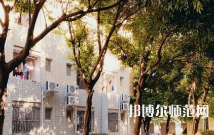 四川農業(yè)師范大學雅安校區(qū)2023年招生辦聯(lián)系電話