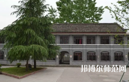 2023年四川省閬中鐵路師范學校環(huán)境如何