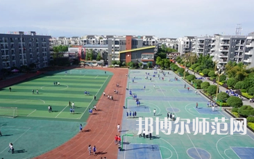 2023年甘孜州幼師職業(yè)技術(shù)學校報名條件、招生對象