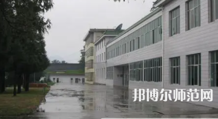 2023年四川彝文幼兒師范學(xué)校報(bào)名條件、招生對(duì)象