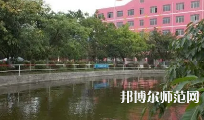 2023年樂(lè)山陽(yáng)光中等幼兒師范職業(yè)技術(shù)學(xué)校報(bào)名條件、招生對(duì)象