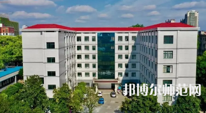 2023年湖南耒陽師范學(xué)校報名條件、招生對象